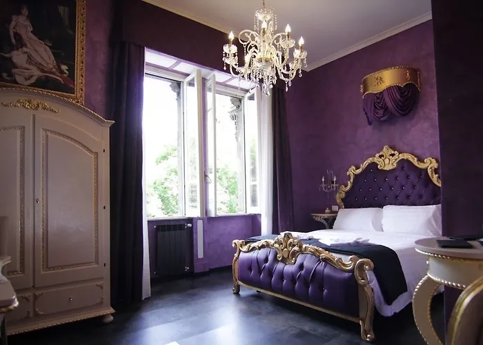 Pope\'S Suites