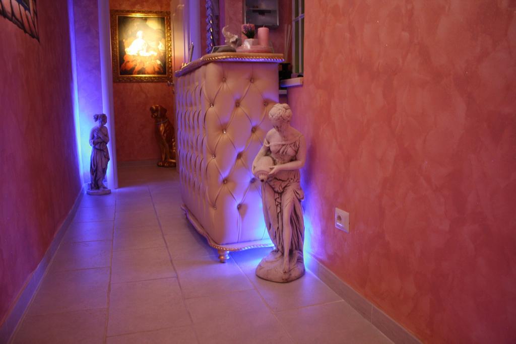 Pope's Bed & Breakfast 2*