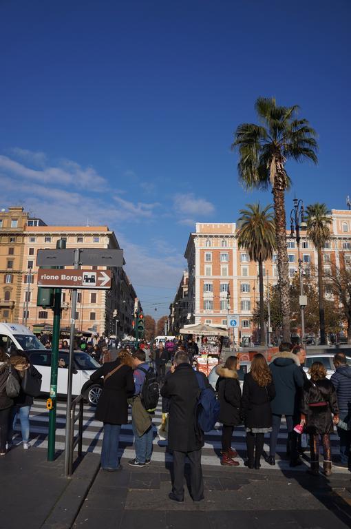 Pope's 2* Rome