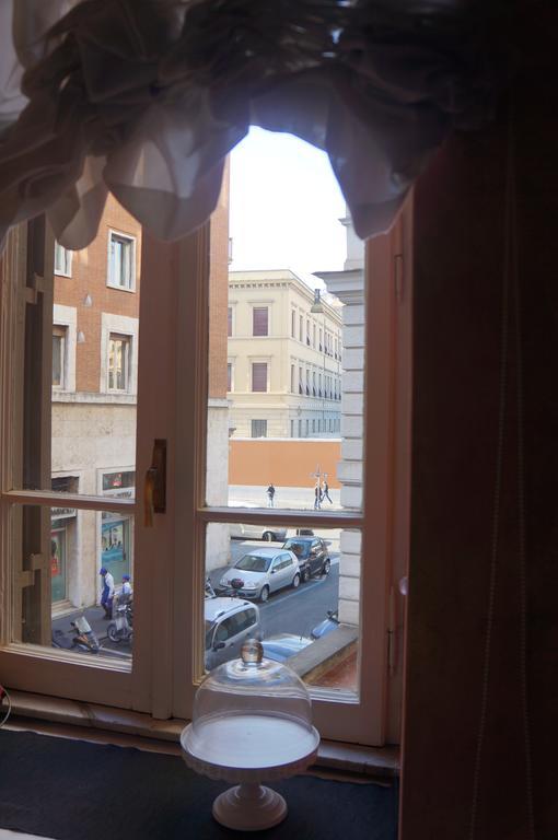 Pope's Bed & Breakfast Roma