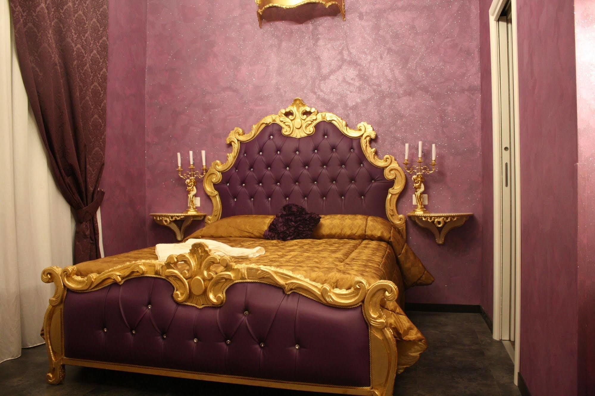 Pope's Bed & Breakfast 2*
